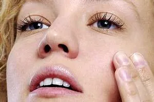 Cum să scapi de salon de bronzat, cosmetice, srestva populară