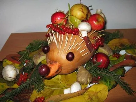 În ceea ce să facă cu mâinile lor meserii Hedgehog, care are meserii (Hedgehog) În ceea ce să facă cu mâinile lor meserii Hedgehog, care are meserii