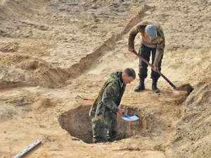 Cum cel mai bine să sape în straturi, de Est server de arheologie (straturi) Cum cel mai bine să sape în straturi, server de arheologie de Est
