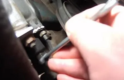 Cum de a trage lanțul de pe 2107, centura de siguranță ordinară și automată (normal) Cum de a trage lanțul pe 2107, întinzătoarele obișnuite și automate