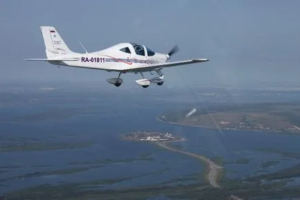 Cum să învețe cum să zboare un avion în România