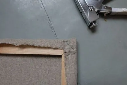 Cum de a trage panza pe un cadru, linteum (întins panza targă) Cum de a trage panza pe un cadru, linteum