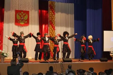 Cum să învețe să danseze lezginka 10 moduri mai eficiente de a lezginka de formare (dans) Cum să învețe să danseze lezginka 10 moduri mai eficiente de învățare lezginka