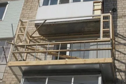 Cum să balcon siding în afara arma propriile lor mâini finisare tehnologie (video)