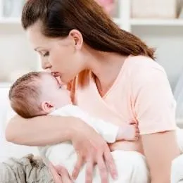 Cum se dezvata un copil de hrănire noapte, când să înceapă și dacă să se grăbească (înțărcați) Cum se dezvata un copil de hrănire noapte, când să înceapă și dacă este sau nu să se grăbească