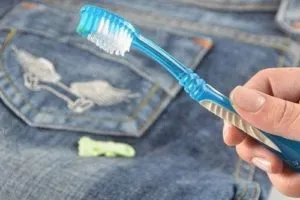 Cum să se spele un loc de iarbă în blugi sfaturi practice