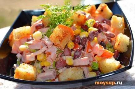 Salata cu fasole și roșii Salata cu fasole și roșii