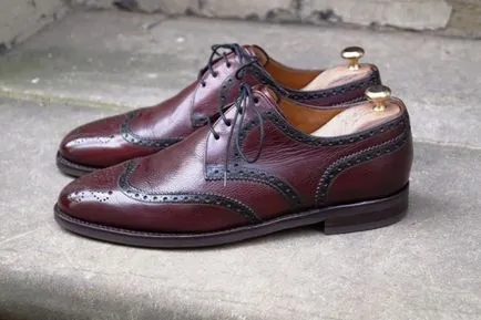 Cum să picteze pantofi vechi, pantofi de moda