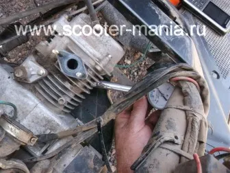 Cum de a verifica compresia motorului pe scuter, scutere si motociclete (motor) Cum de a verifica comprimarea în scuterul de motor, scutere și motociclete