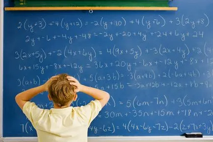Cum de a rezolva un sistem de trei necunoscute (având în vedere un sistem de trei) Cum de a rezolva un sistem de trei necunoscute