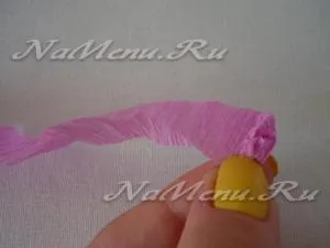 Cum sa faci o butoniere de panglici de satin cu mâinile lor