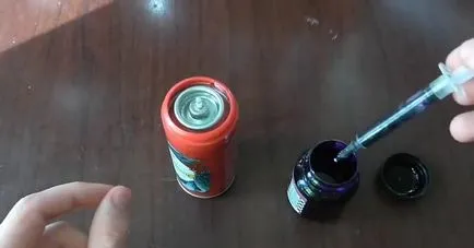 Cum se face un spray de vopsea cu mâinile lor (prin pulverizare) Cum se face un spray de vopsea cu mâinile lor