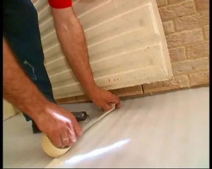 Cum să se stabilească laminat podea din lemn instrucțiuni de instalare video cu mâinile lor, dacă este posibil să se pună (arme) Cum să se stabilească laminat podea din lemn instrucțiuni de instalare video cu mâinile lor, dacă este posibil să se pună