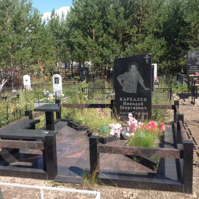 Cum de a alege un monument la mormântul unei instrucțiuni detaliate (mormânt) Cum de a alege un monument la mormântul instrucțiuni detaliate