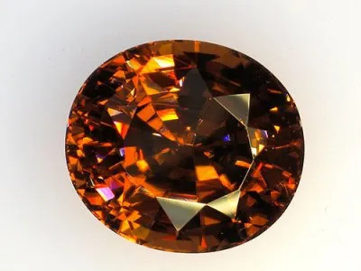 Piatra zircon proprietăți magice pentru semne ale zodiacului, foto (proprietăți) Piatra zircon proprietăți magice pentru semne ale zodiacului, fotografia