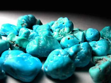 piatră turcoaz și proprietățile sale interesate de semn zodiacal, culoare și valoare (piatra) piatră turcoaz și proprietățile sale interesate de semn zodiacal, culoare și valoare