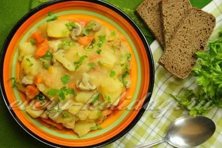 cartofi tocana cu carne și ciuperci (calita) tocană de cartofi cu carne și ciuperci