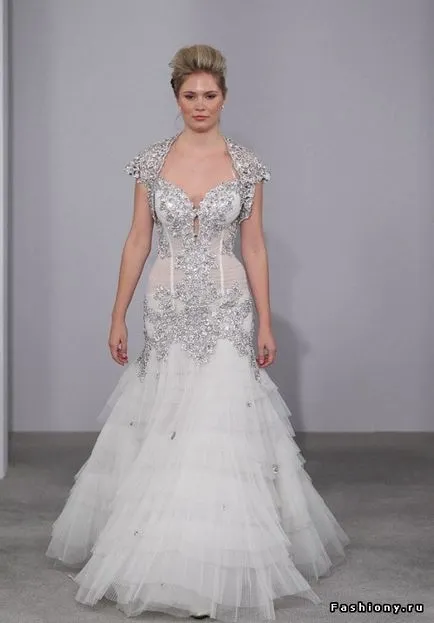 Colectia de rochii de mireasa 2011, de la Pnina Tornai (colectare) Colectia de rochii de mireasa 2011 de la Pnina Tornai