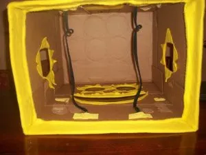 Suit SpongeBob (Sponge Bob) cu mâinile, podelkino