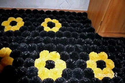 pomponuri Mat din plastic hol cu mâinile (hol) pomponuri Mat din plastic hol cu mâinile sale
