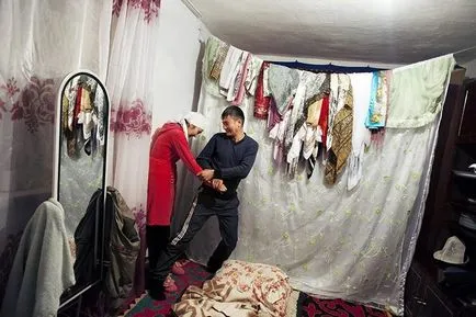 Furat Mireasa Kârgâzstan - știri în imagini (mireasa) Furat Mireasa Kârgâzstan - știri în imagini