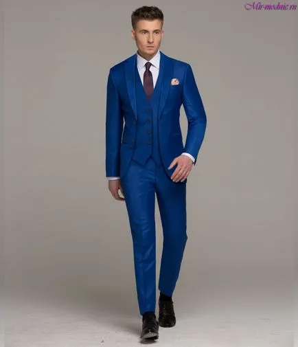 Costum la absolvire pentru Man 2017