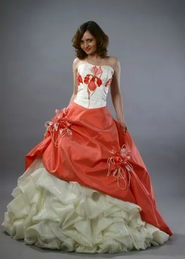 rochie de mireasa Rosu - manual miresei