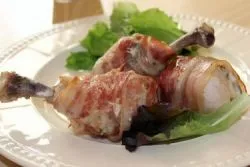 Pui învelite în bacon