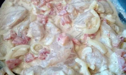 Piept de pui fiert in iaurt - retete simple,
