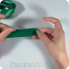 Pliante kanzashi de panglici de satin - 8 ateliere