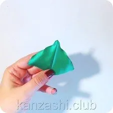 Pliante kanzashi de panglici de satin - 8 ateliere