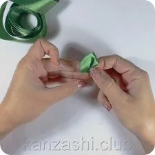 Pliante kanzashi de panglici de satin - 8 ateliere