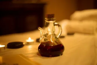 Soția masaj cum să dea plăcerea erotică în casă