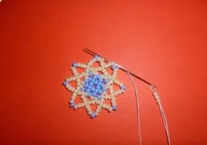 clasă șervețel sistem de șirag de mărgele de țesut de master cu propriile lor mâini cu fotografii și video (schema de țesut) schema de Master șirag de mărgele de țesut clasa șervețel cu propriile lor mâini cu fotografii și video