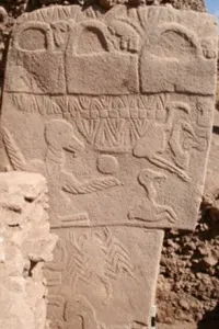 Menhirs - mistere de piatră ale lumii antice