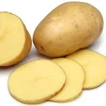 Pot să mănânc cartofi cruzi