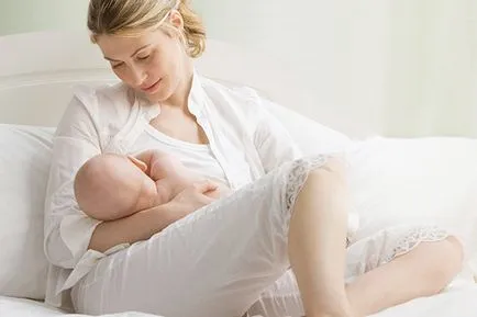 Poate o mamă care alăptează și roșii proaspete (poate fi o mamă care alăptează roșii proaspete) Poate o mamă care alăptează și roșii proaspete