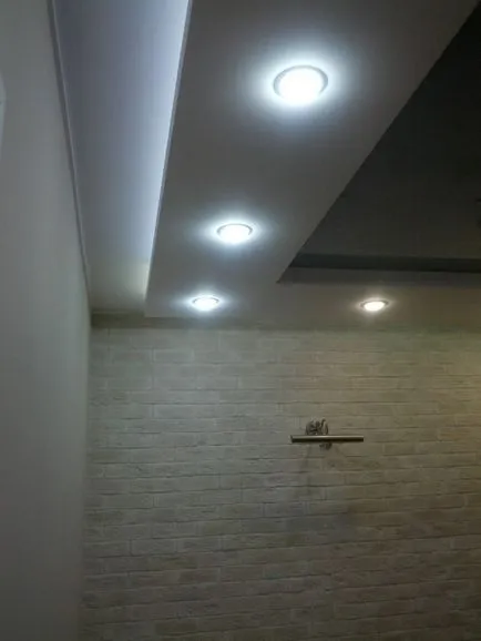 renovare noastră lungă în apartament