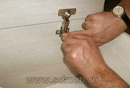 Câteva cuvinte despre instalarea de fronturi de bucătărie, face mobilier de sine