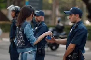 Prin pepsi la publicitate Nivea, pentru care a trebuit să-și apere - Serviciul rus bbc (pepsi) Prin pepsi la publicitatea Nivea, pentru care a trebuit să-și apere - bbc Serviciul rus