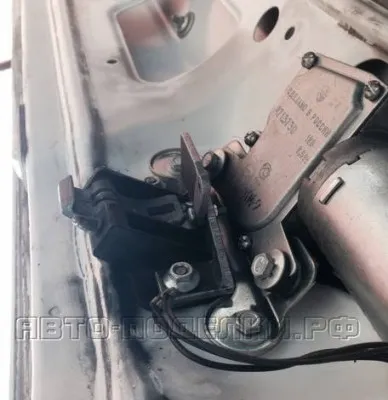 Deschide portbagajul cu butoane toci 2114, meserii pentru masina (trunchi) Deschide portbagajul cu butoane toci 2114, meserii pentru automobile