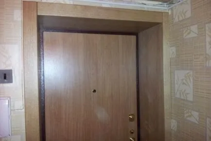 Pârtii pentru usi de intrare cu mâinile lor (foto)