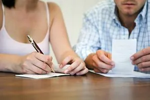 Recalcularea pentru utilități și cum să facă o cerere de probă pentru depunerea