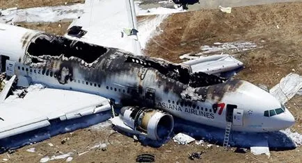 De ce cad avioane