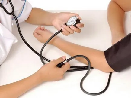 De ce au o durere de cap în fiecare zi, un răspuns detaliat la întrebarea