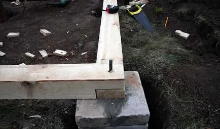 Mobilier de grădină cu mâinile lor din materiale de resturi Mobilier de grădină cu mâinile lor din materiale de resturi