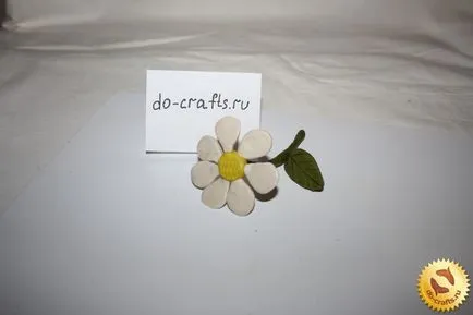 Cum sa faci o floare din plastilină Cum sa faci o floare din plastilină