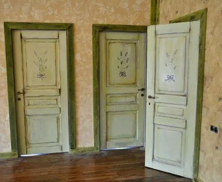 Cum de a decora ușa cu propriile mâini