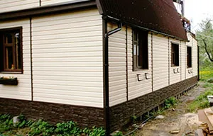 Detalii despre instalarea unei siding la sol cu propriile lor mâini (subsol) Detalii despre instalarea unei siding la sol cu propriile lor mâini