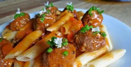 Sos pentru paste în descrierea sala de mese a preparatului și a ingredientelor